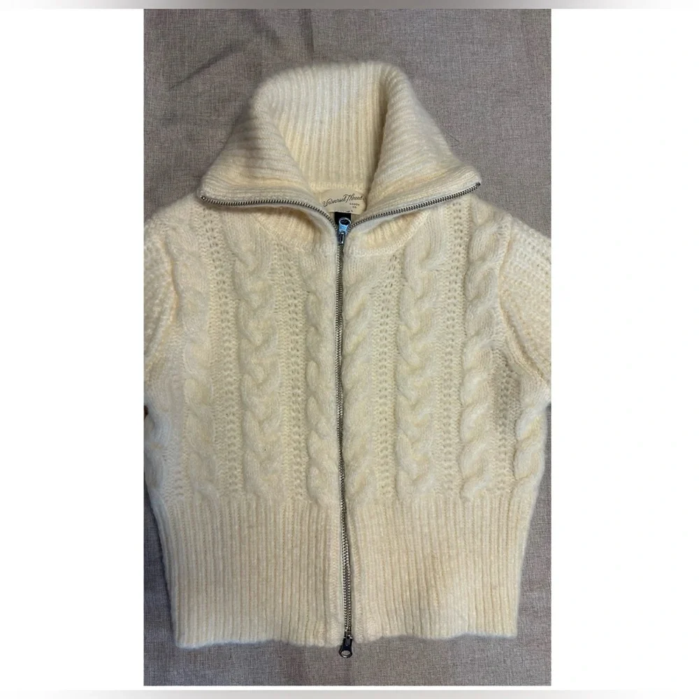 Universal Thread Jacket - Picture 4 of 9